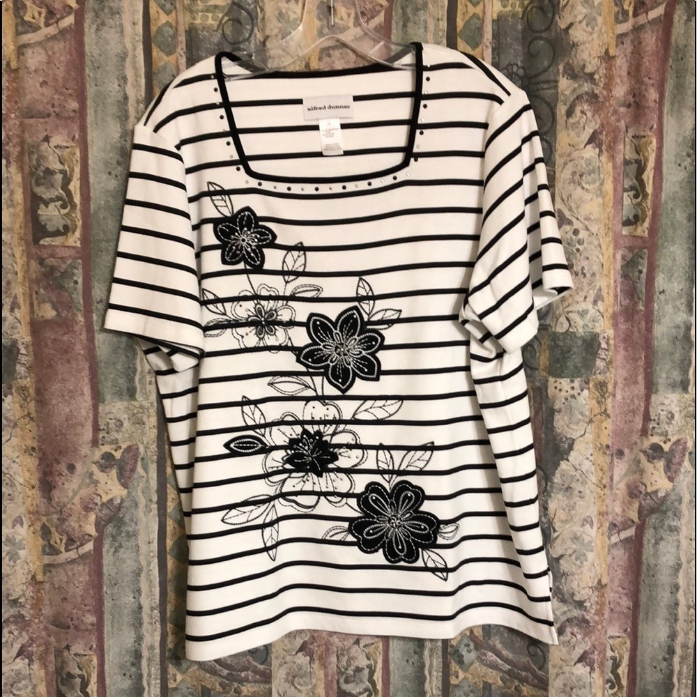 Alfred Dunner Embellished Tee, L